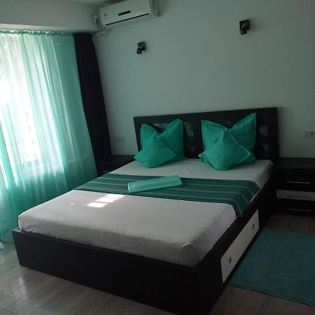 Elena'S Terrace Apartment Mamaia Exterior photo